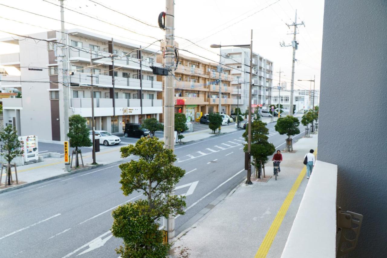 Mr. Kinjo In Uchidomari Aparthotel Ginowan Εξωτερικό φωτογραφία